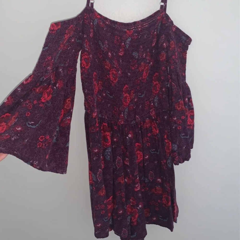Off the shoulder floral romper